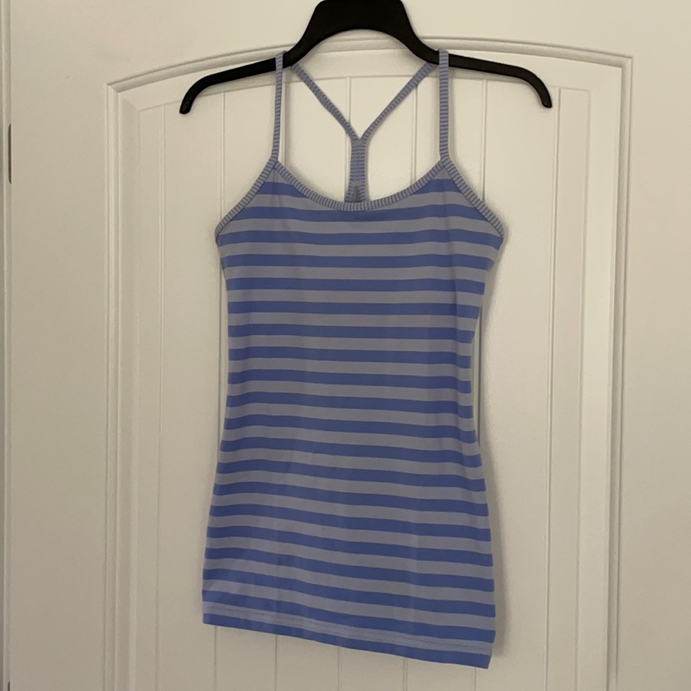 Lululemon athletica women’s tank top w/shelf bra — size 6